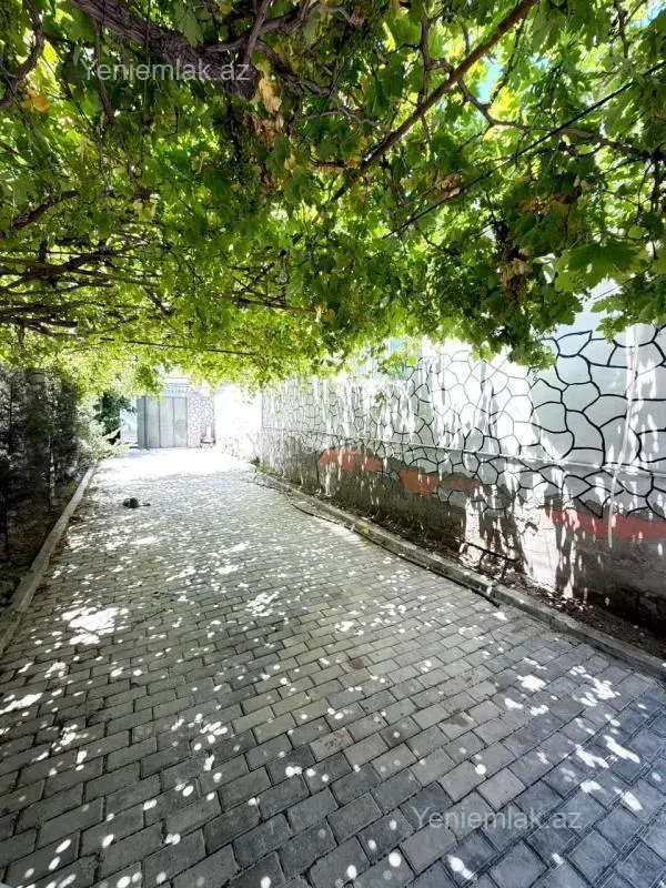 Satılır 4 otaqlı həyət evi 120 m²