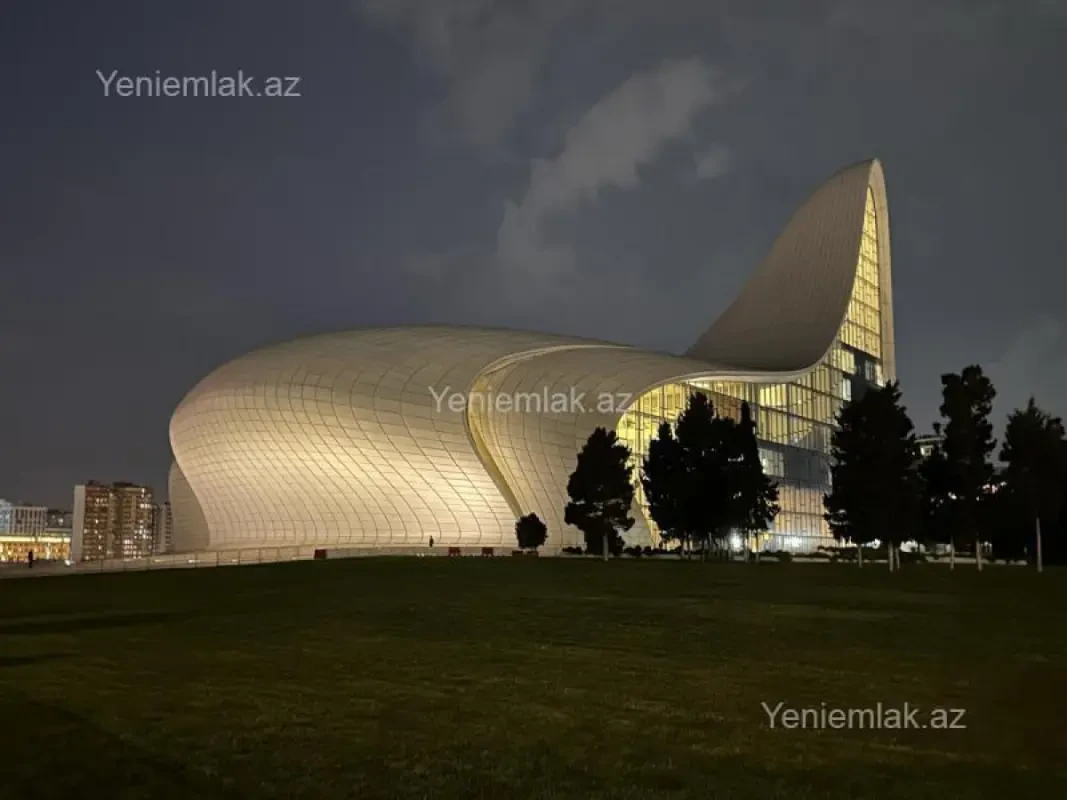 Satılır 1 otaqlı köhnə tikili 35 m²