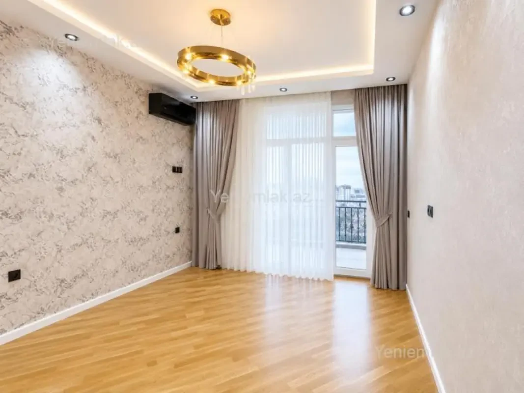 Satılır 2 otaqlı yeni tikili 70 m²