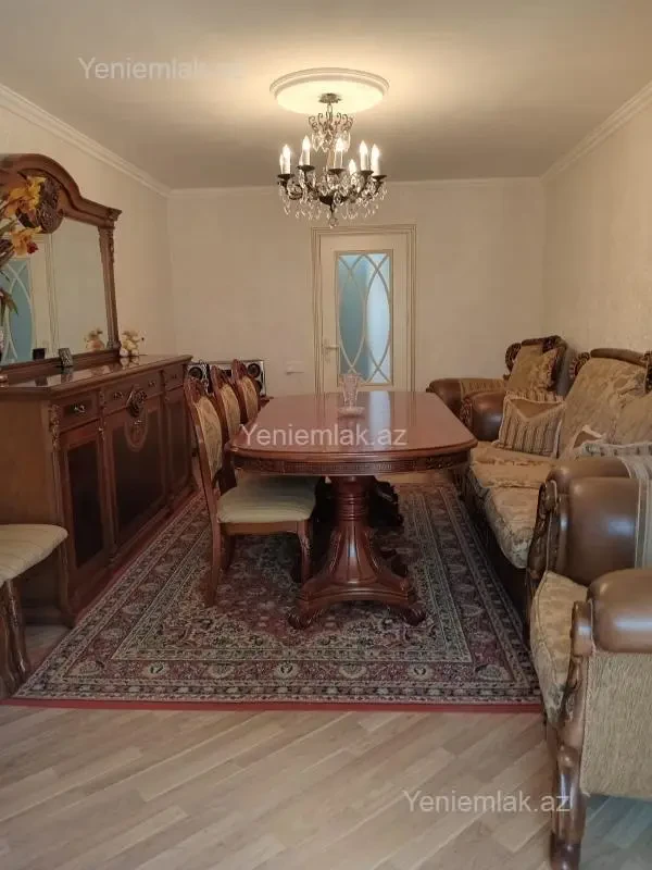 Satılır 3 otaqlı köhnə tikili 85 m²