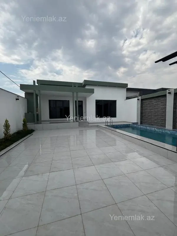 Satılır 4 otaqlı həyət evi 150 m²