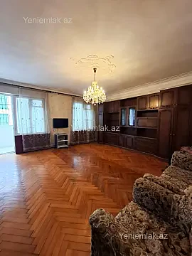 Satılır 4 otaqlı köhnə tikili 110 m² — Bakı, Nəsimi 4 otaq 110.00 m²
