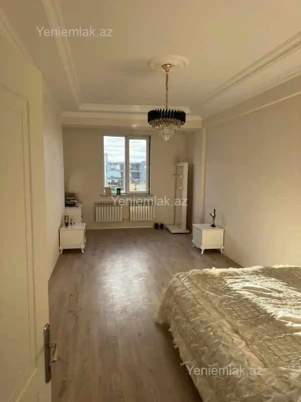 Satılır 2 otaqlı yeni tikili 81 m²
