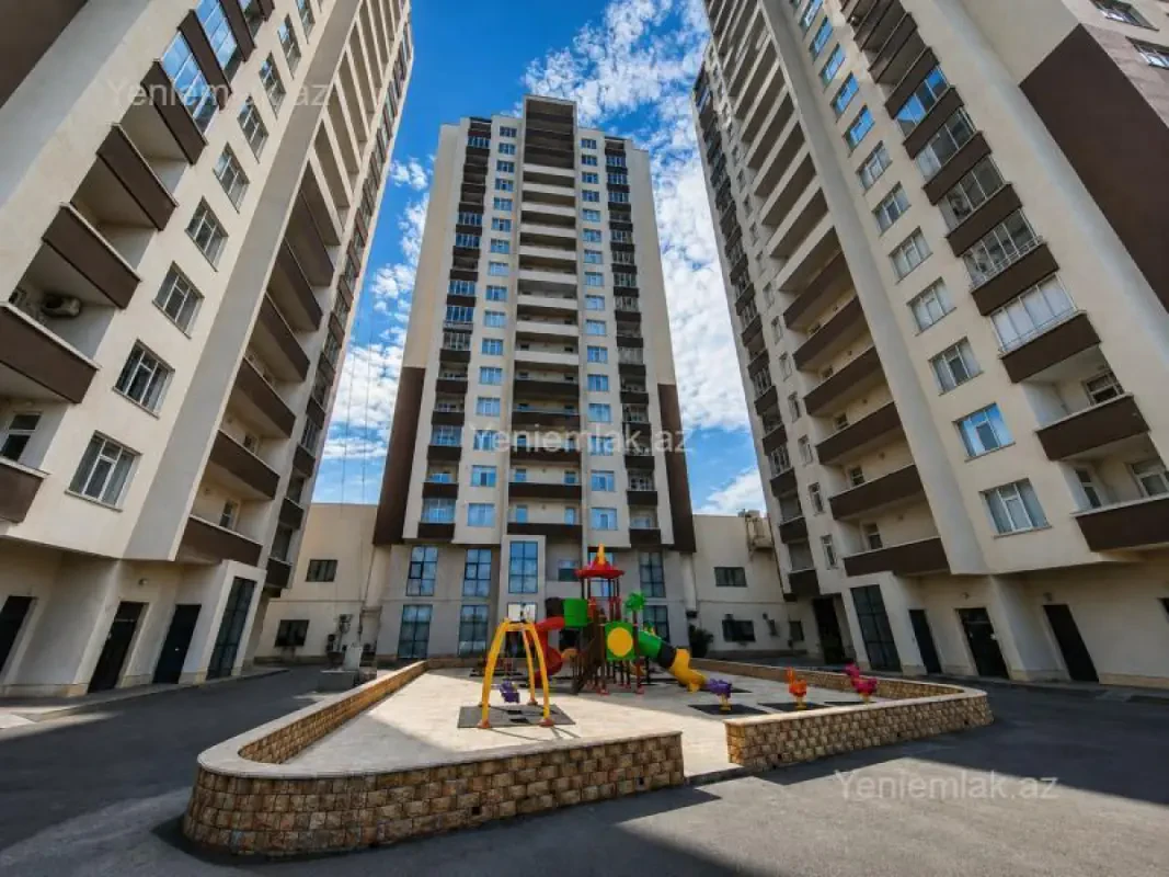 Satılır 3 otaqlı yeni tikili 140 m²
