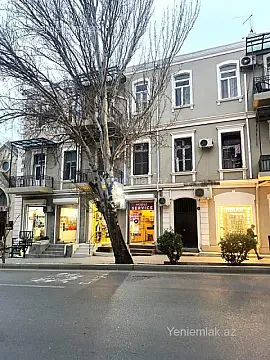 Satılır 3 otaqlı köhnə tikili 80 m² — Bakı, Nəsimi 3 otaq 80.00 m²