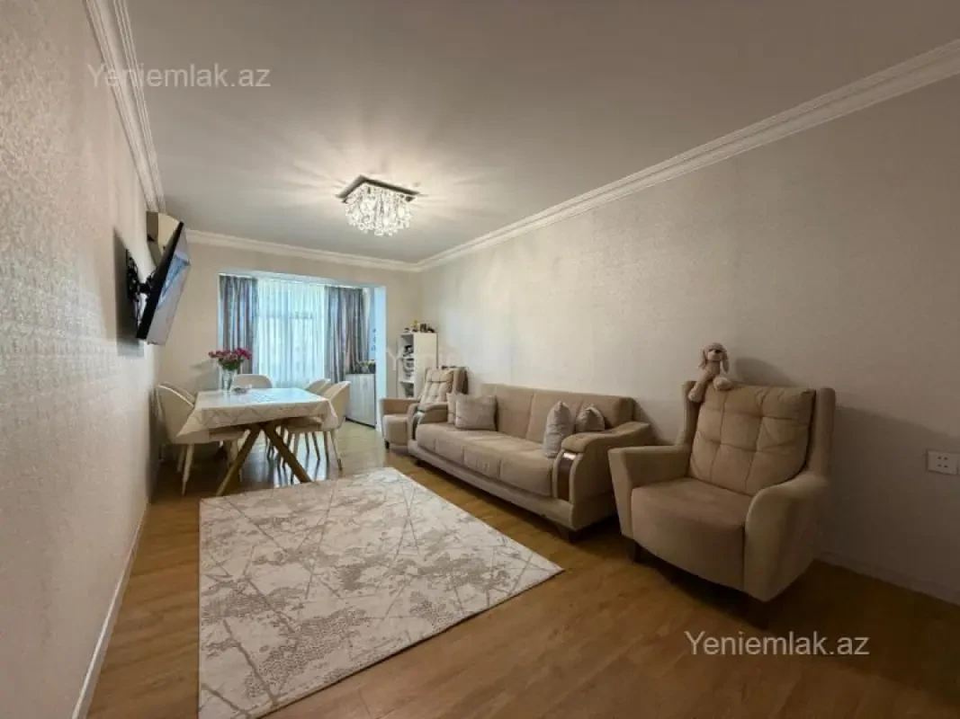 Satılır 3 otaqlı köhnə tikili 75 m²