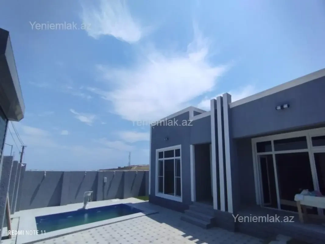 Satılır 4 otaqlı həyət evi 100 m²