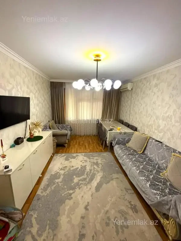 Satılır 3 otaqlı köhnə tikili 85 m²