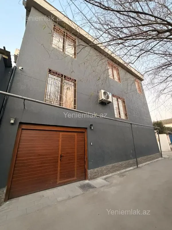 Satılır 5 otaqlı həyət evi 280 m²