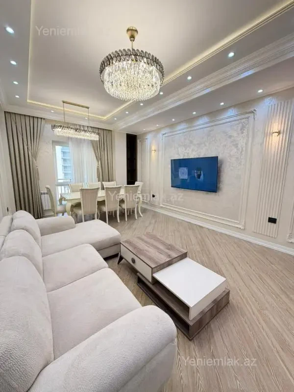 Satılır 3 otaqlı yeni tikili 130 m²