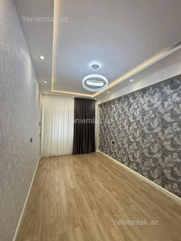 Satılır 2 otaqlı yeni tikili 75 m²