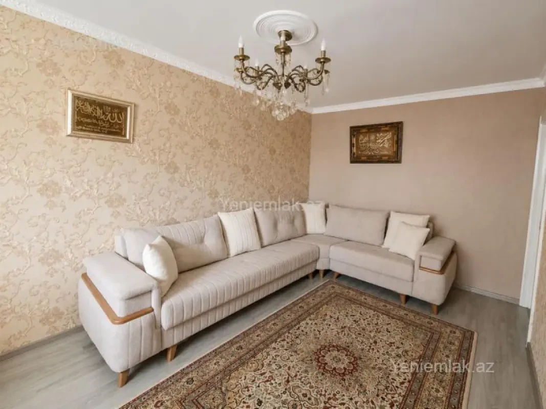 Satılır 2 otaqlı köhnə tikili 75 m²