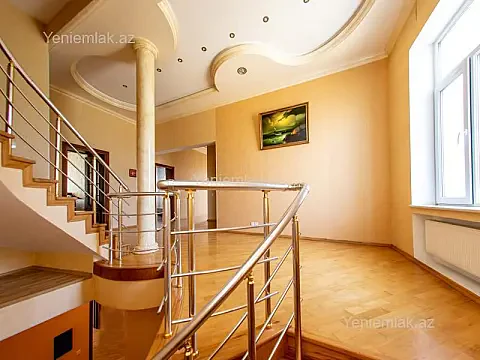 Satılır 7 otaqlı həyət evi 404.7 m² — Bakı, Səbail 7 otaq 404.70 m²