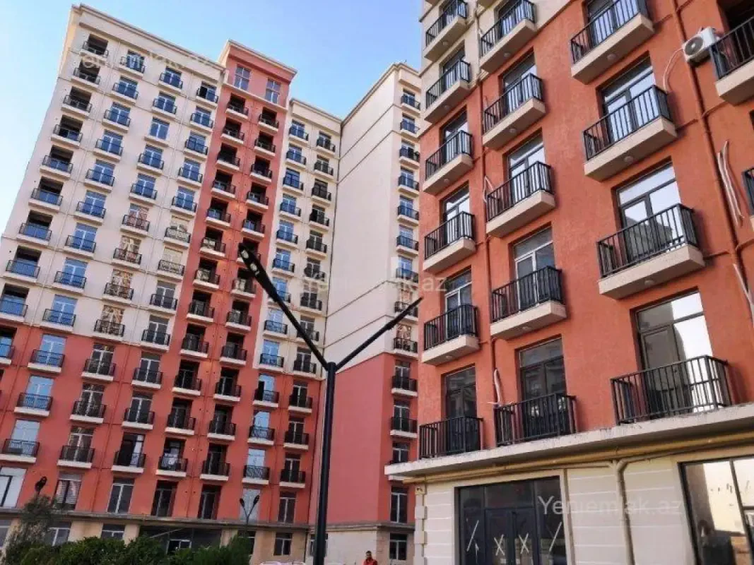Satılır 2 otaqlı yeni tikili 70.1 m²