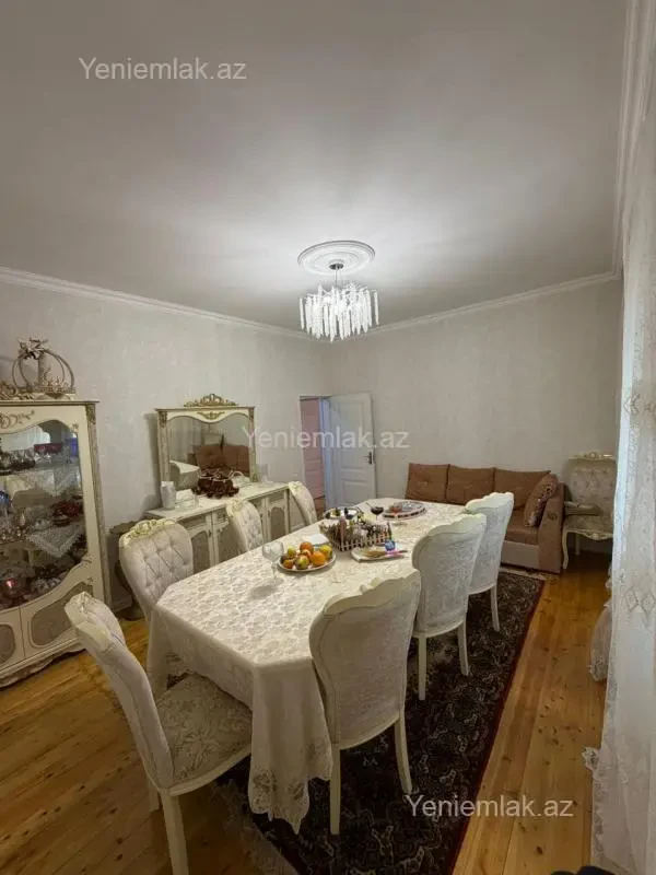 Satılır 4 otaqlı həyət evi 120 m²