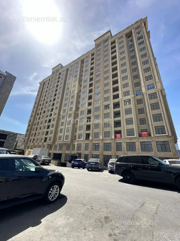 Satılır 4 otaqlı yeni tikili 171 m²