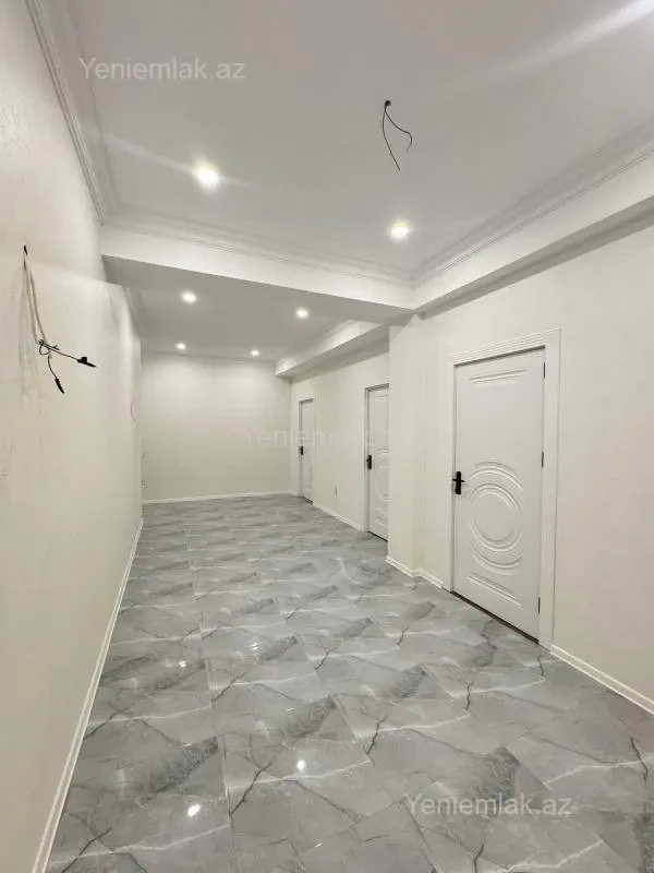 Satılır 3 otaqlı yeni tikili 124 m²