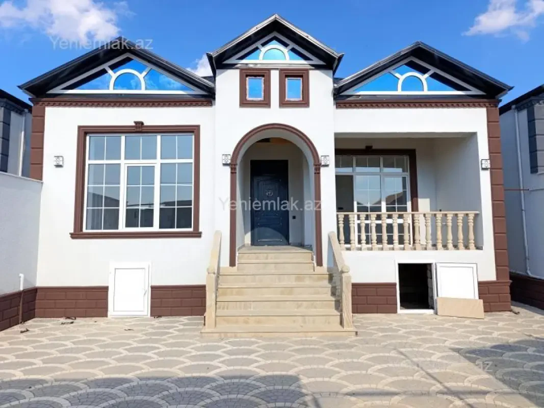 Satılır 4 otaqlı həyət evi 120 m²