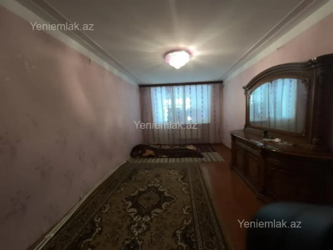 Satılır 3 otaqlı köhnə tikili 76 m²