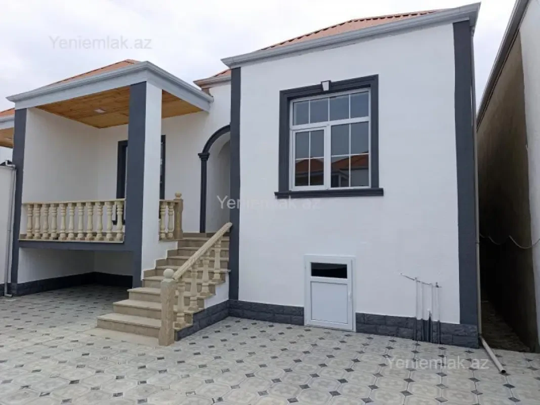 Satılır 4 otaqlı həyət evi 120 m²