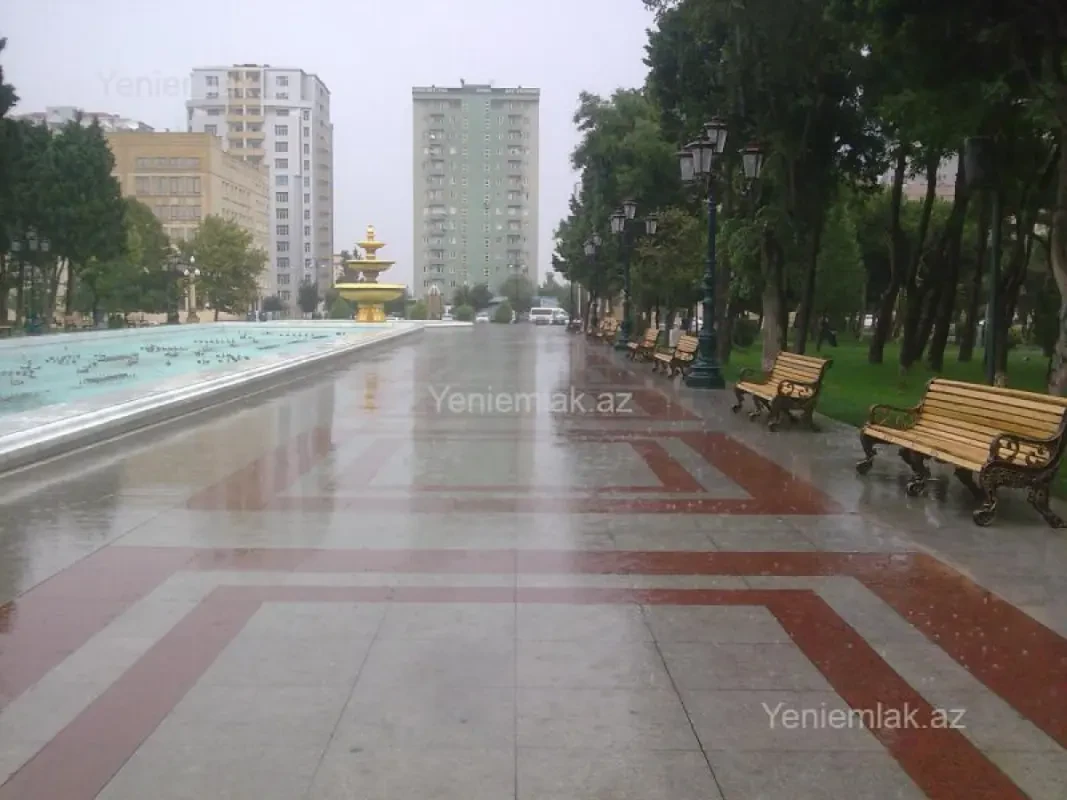 Satılır 3 otaqlı köhnə tikili 86 m²