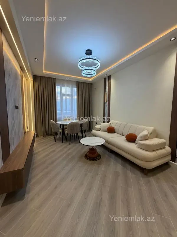 Satılır 3 otaqlı yeni tikili 80 m²