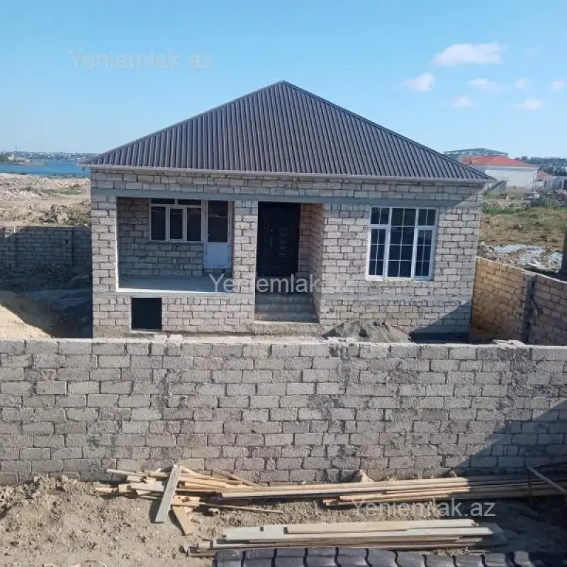 Satılır 3 otaqlı həyət evi 130 m²