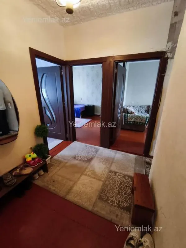 Satılır 3 otaqlı köhnə tikili 72 m²