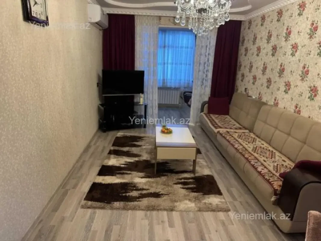 Satılır 2 otaqlı köhnə tikili 65 m²