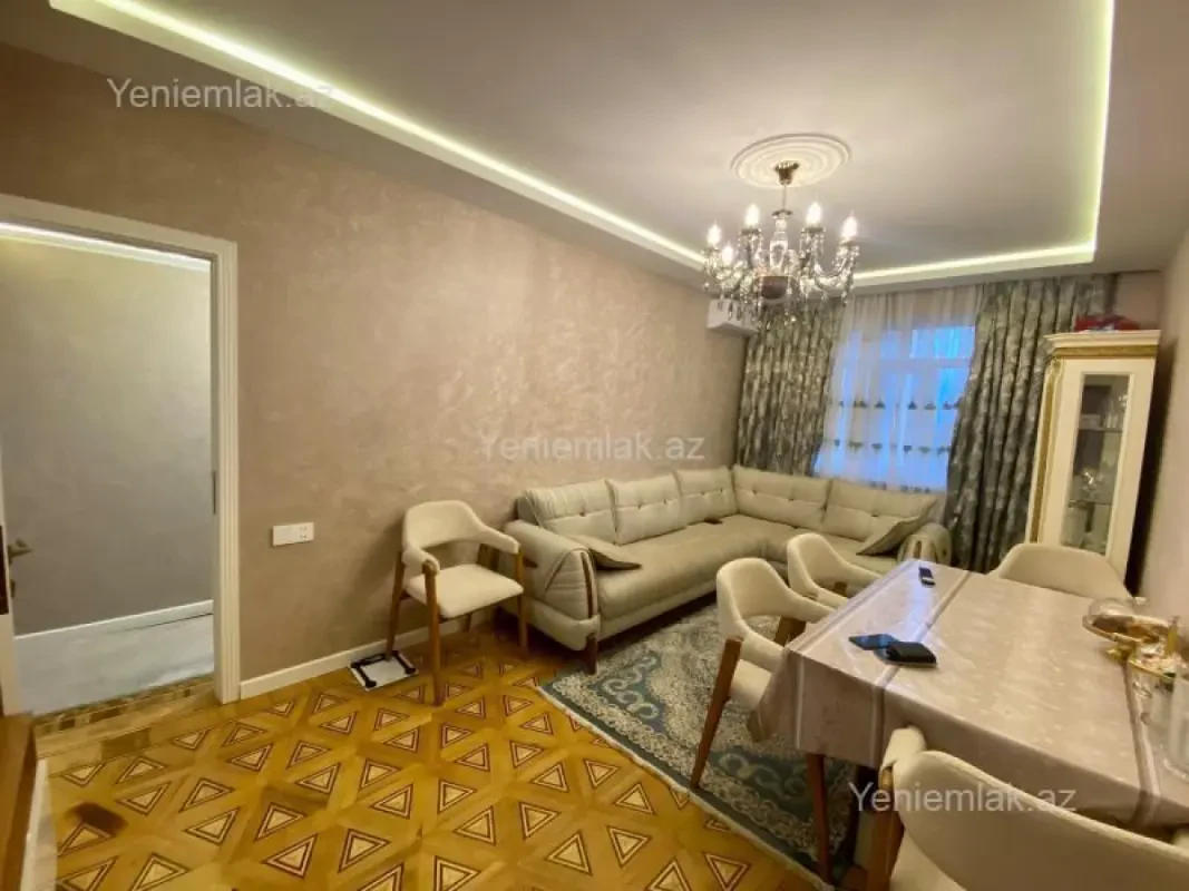 Satılır 2 otaqlı köhnə tikili 65 m²