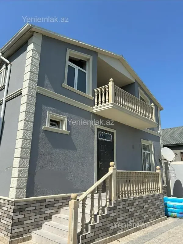 Satılır 6 otaqlı həyət evi 180 m²