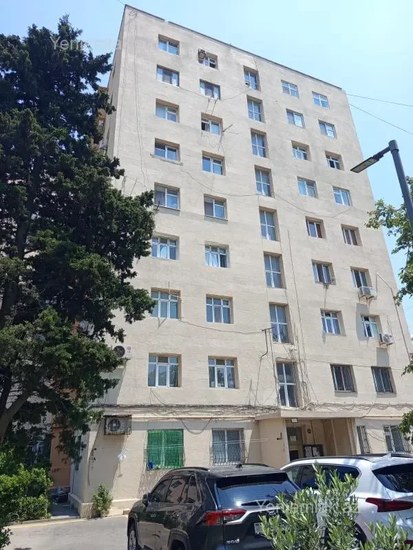 Satılır 2 otaqlı köhnə tikili 52 m²