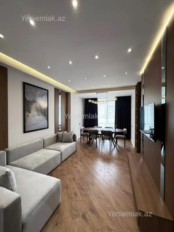 Satılır 3 otaqlı yeni tikili 117 m²