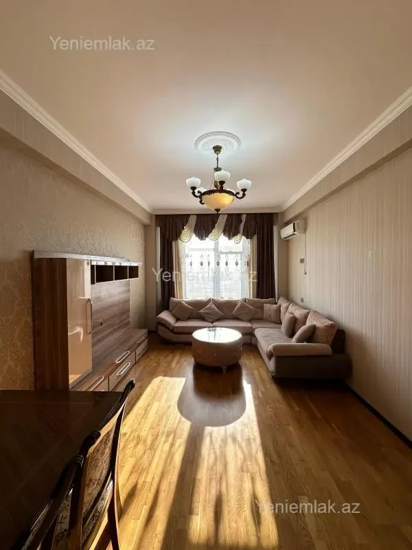 Satılır 2 otaqlı yeni tikili 68 m²