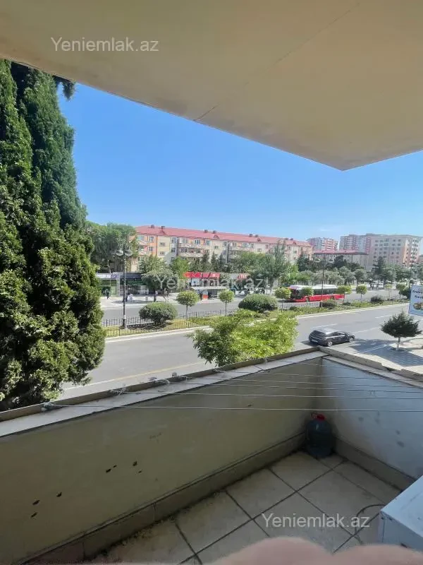 Satılır 2 otaqlı köhnə tikili 45 m²