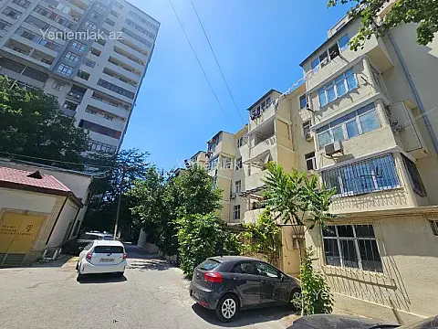 Satılır 3 otaqlı köhnə tikili 70 m² — Bakı, Yasamal 3 otaq 70.00 m²
