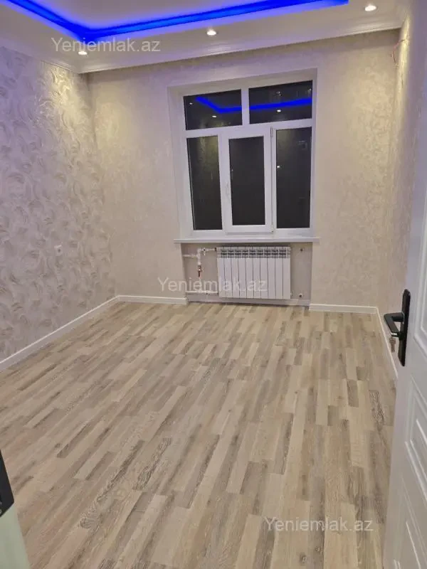 Satılır 2 otaqlı köhnə tikili 65 m²