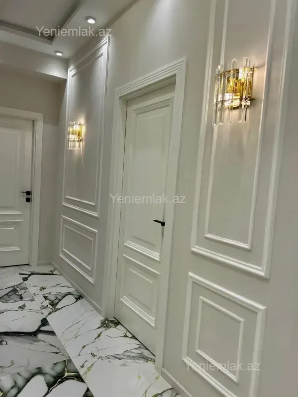 Satılır 3 otaqlı yeni tikili 80 m²