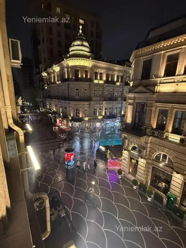 Satılır 2 otaqlı köhnə tikili 50 m²