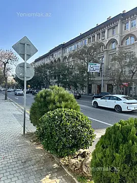 Satılır 3 otaqlı köhnə tikili 85 m² — Bakı, Nəsimi 3 otaq 85.00 m²