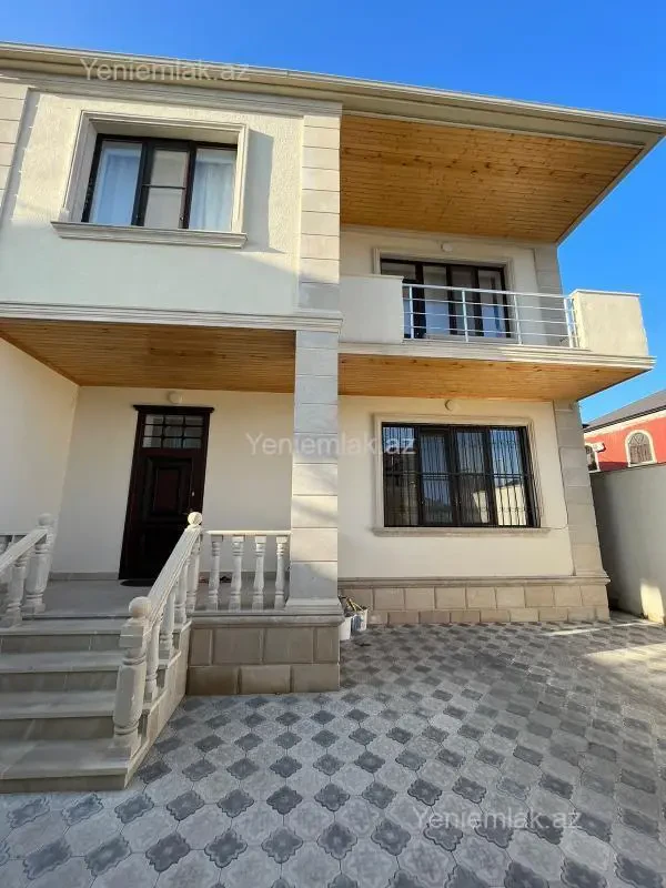 Satılır 5 otaqlı həyət evi 200 m²
