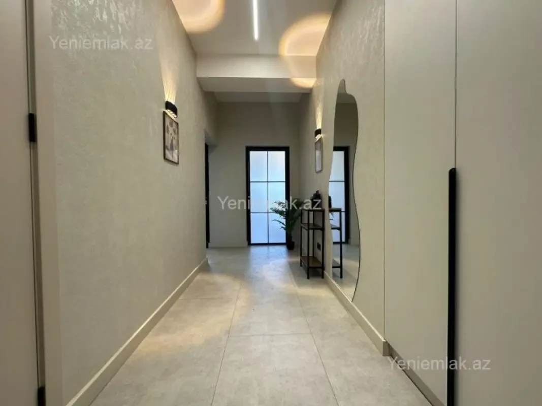 Satılır 2 otaqlı yeni tikili 65 m²