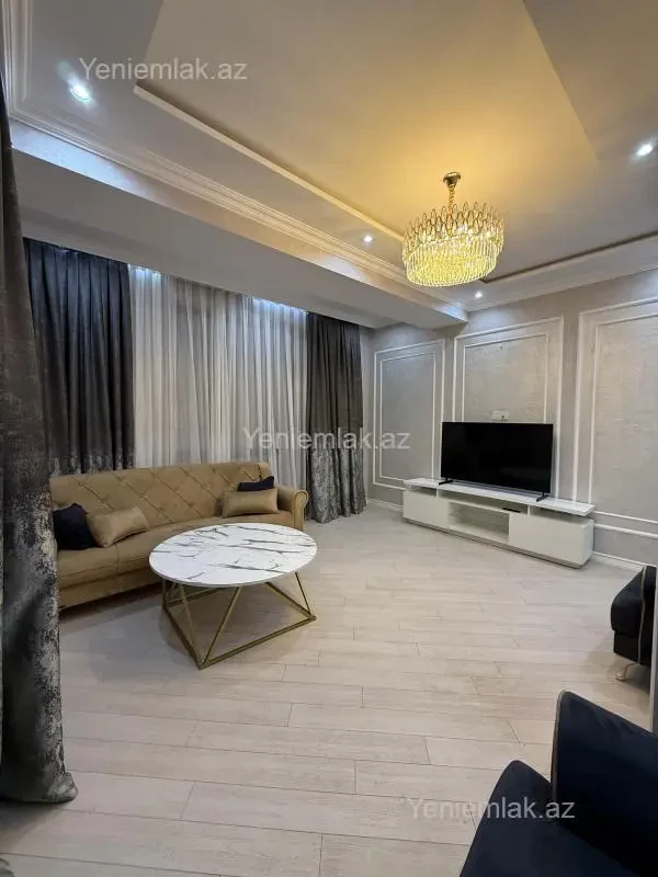 Satılır 3 otaqlı yeni tikili 100 m²