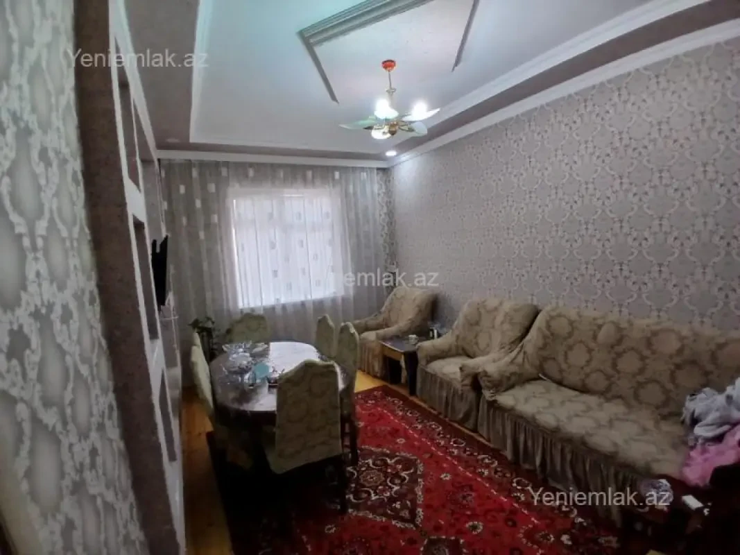 Satılır 2 otaqlı həyət evi 90 m²
