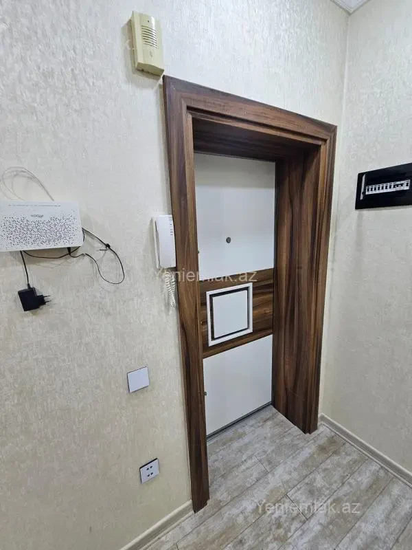 Satılır 3 otaqlı köhnə tikili 110 m²