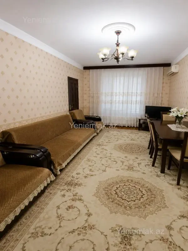 Satılır 2 otaqlı köhnə tikili 65 m²