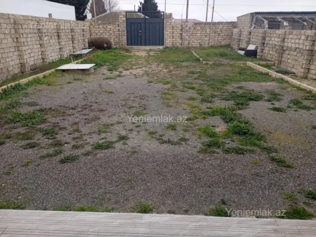 Satılır 4 otaqlı həyət evi 120 m²