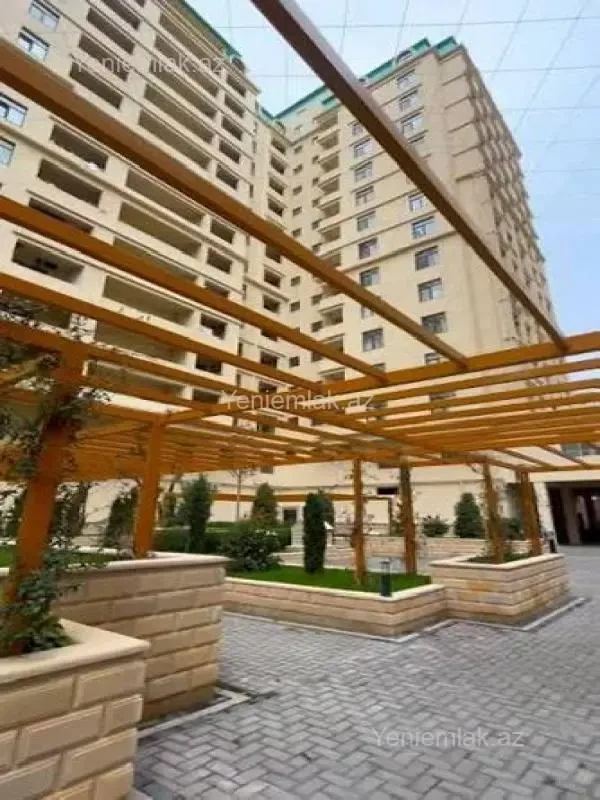 Satılır 3 otaqlı yeni tikili 115 m²