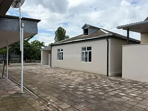 Satılır 5 otaqlı həyət evi 200 m² — Bakı 5 otaq 200.00 m²