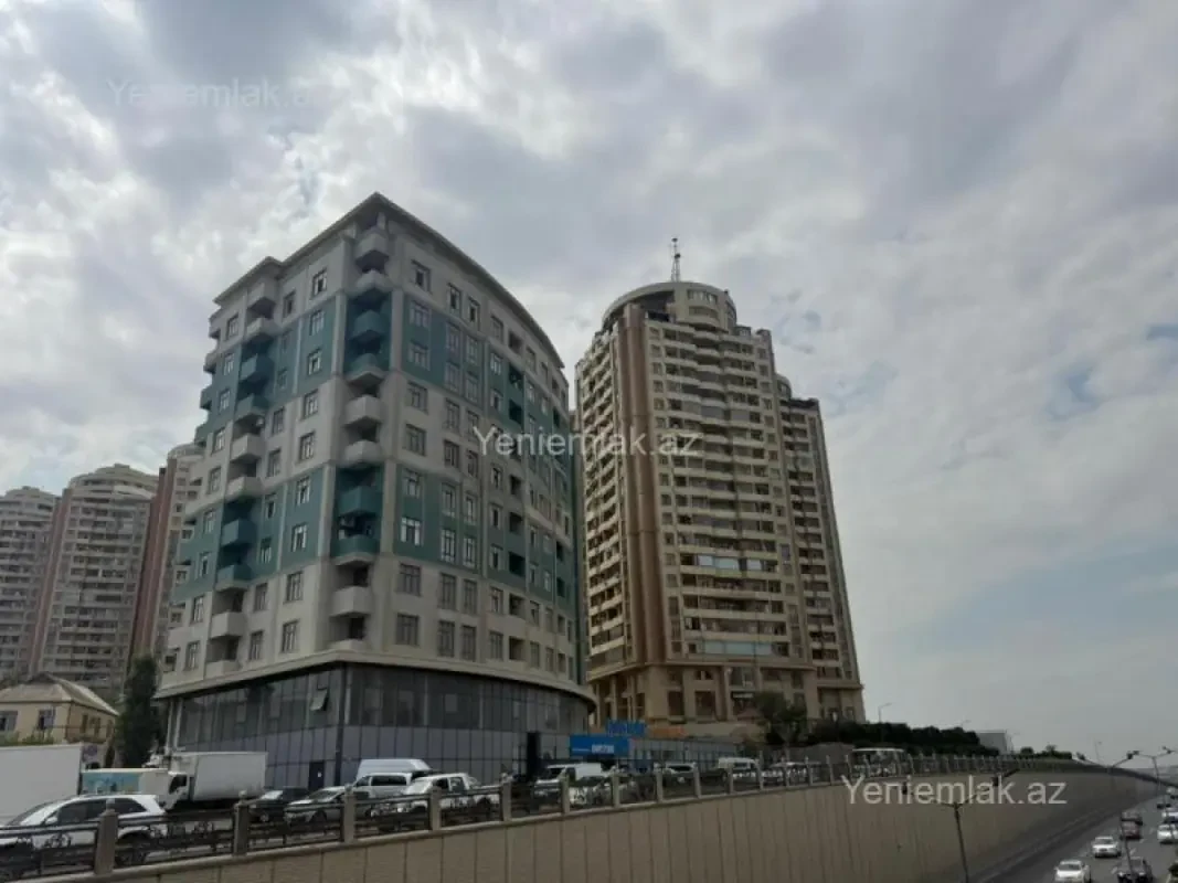 Satılır 3 otaqlı yeni tikili 154 m²
